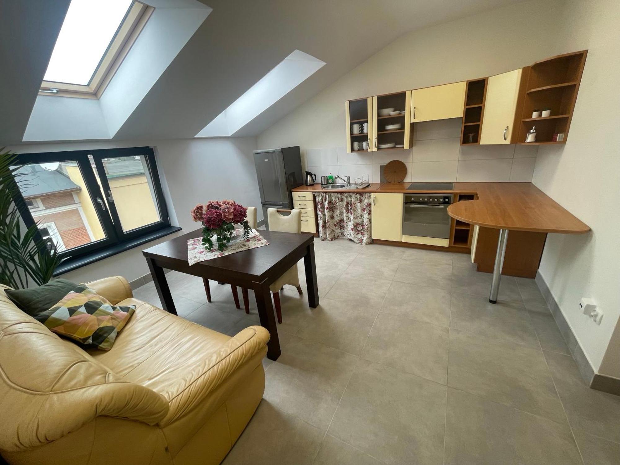 Ii W Centrum - Winda - 50 Metrow Od Starego Rynku Apartment *